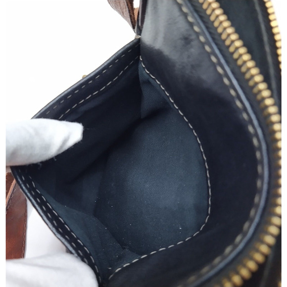 Fossil Black Pebbled Leather Zipper Pockets Crossbody Bag - Picture 13 of 16